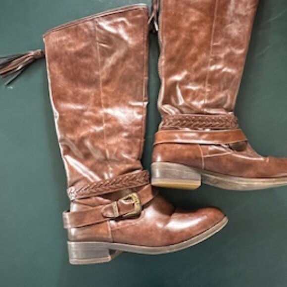 Closet clearance Madden Girl Distressed Boots - Picture 1 of 9